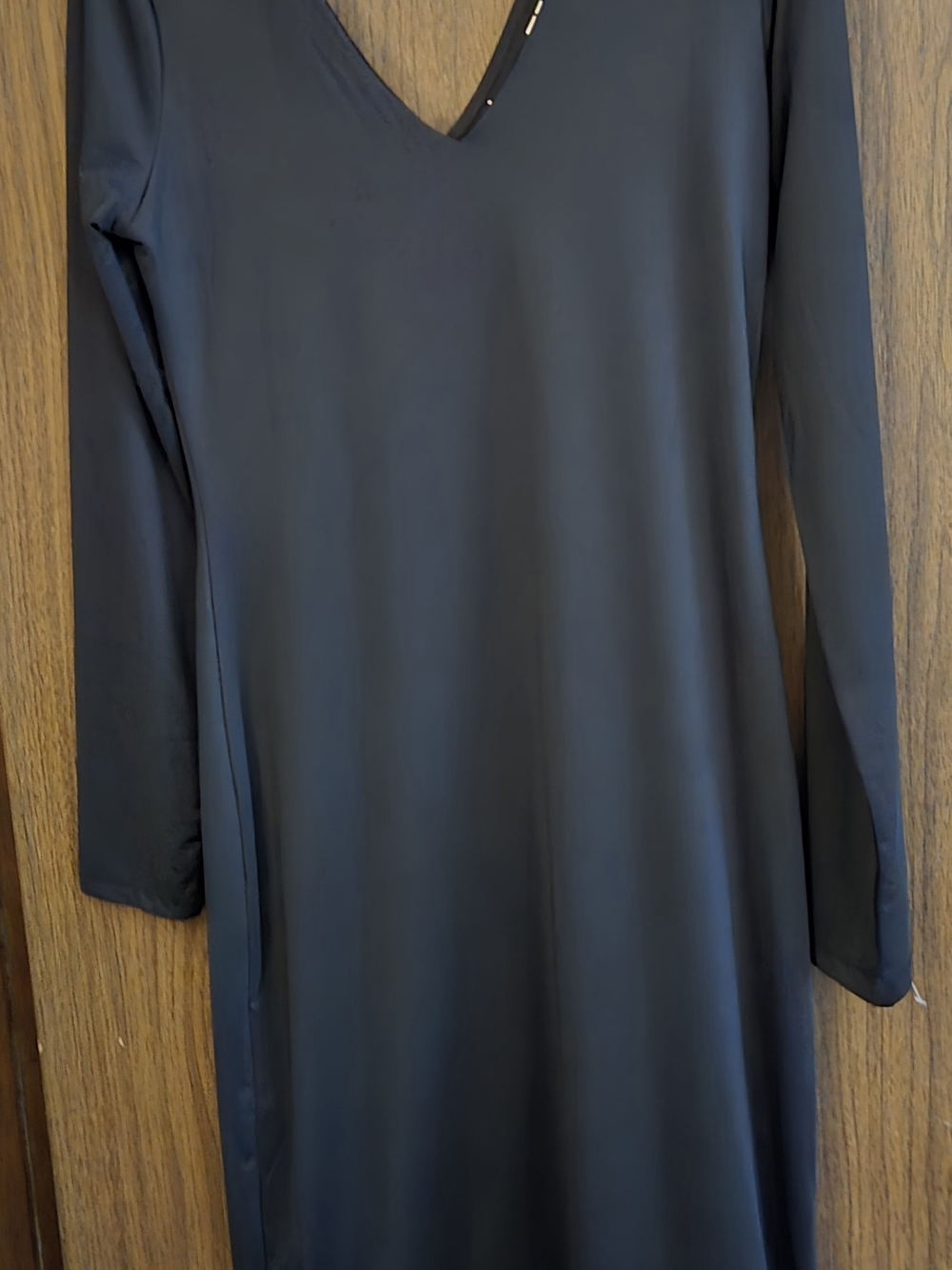 Women's Black V-Neck Long Sleeve Dress Midi